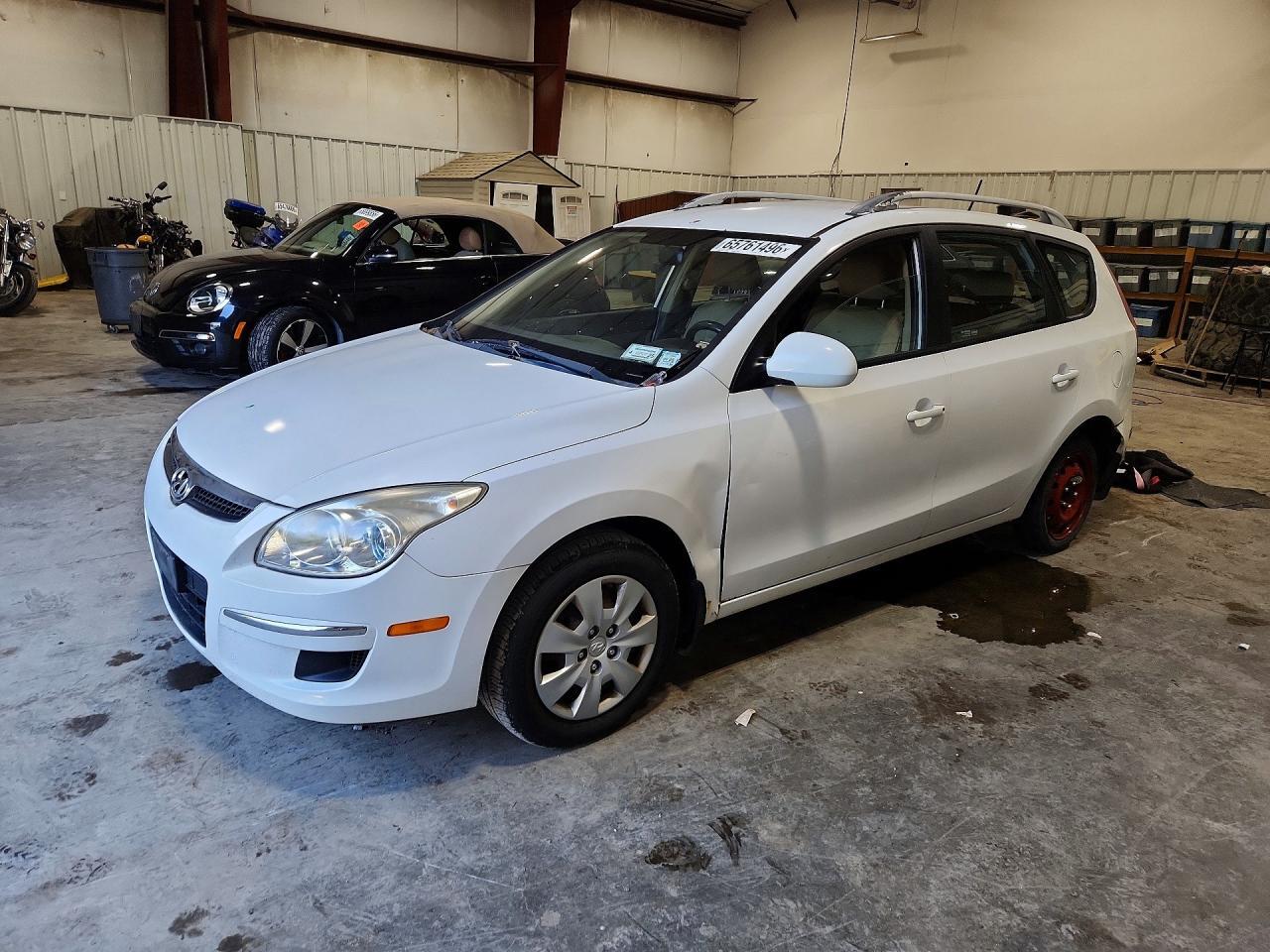 2011 HYUNDAI ELANTRA TOURING KMHDC8AE6BU113444