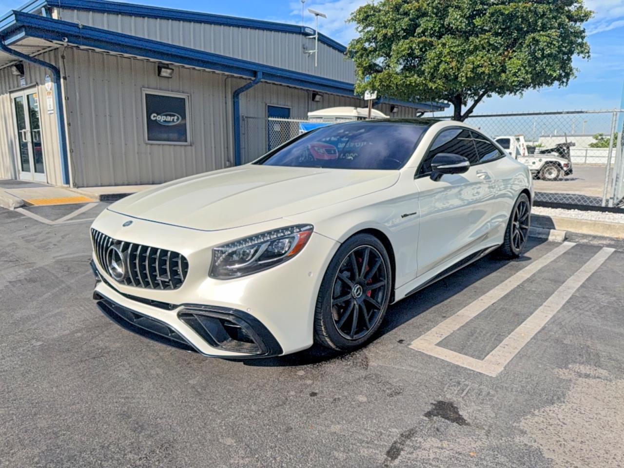 2019 MERCEDES-BENZ S 63 AMG — Фото 2 из 14