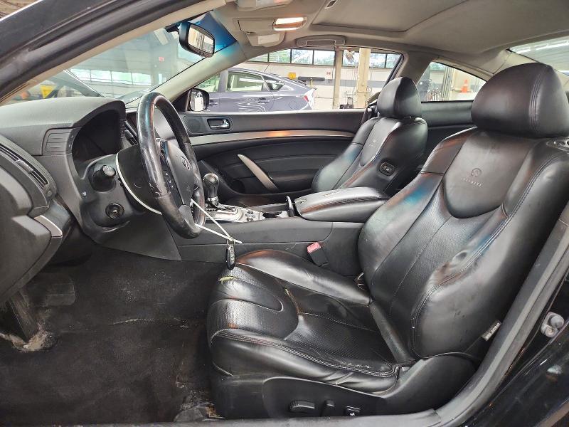 2011 INFINITI G37 COUPE X — Фото 7 из 12