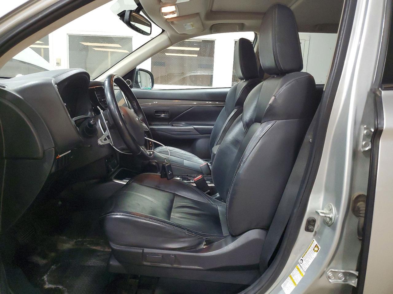 2019 MITSUBISHI OUTLANDER GT — Фото 7 из 13