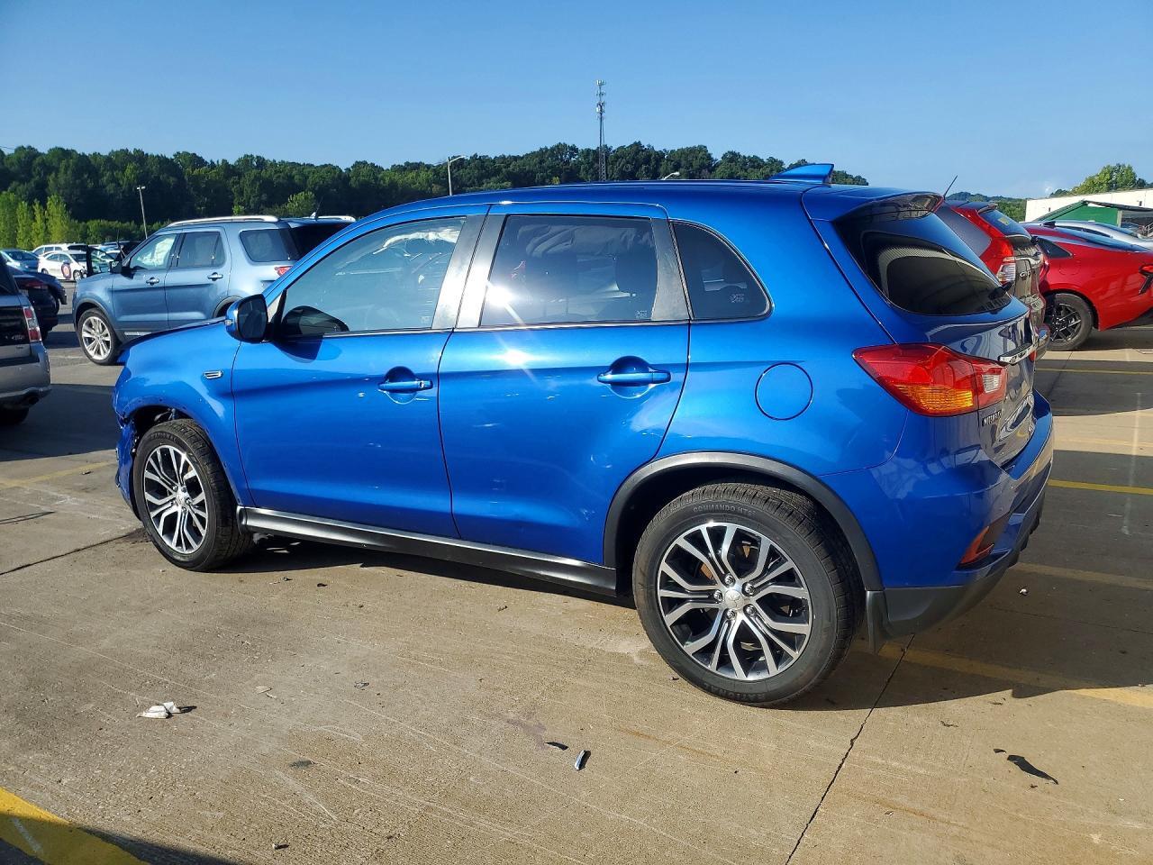 2019 MITSUBISHI OUTLANDER SPORT ES — Фото 2 из 14