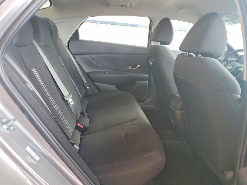 2026 HYUNDAI ELANTRA HYBRID BLUE — Фото 10 из 12
