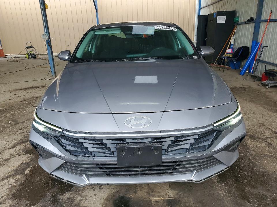 2026 HYUNDAI ELANTRA HYBRID BLUE — Фото 5 из 12
