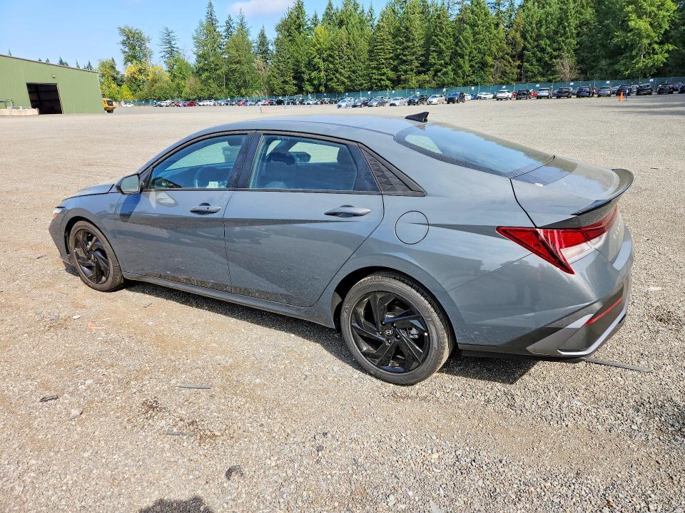 2026 HYUNDAI ELANTRA SEL SPORT — Фото 2 из 12