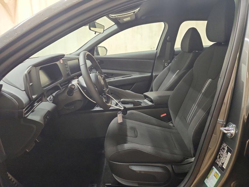 2026 HYUNDAI ELANTRA SEL SPORT — Фото 7 из 12