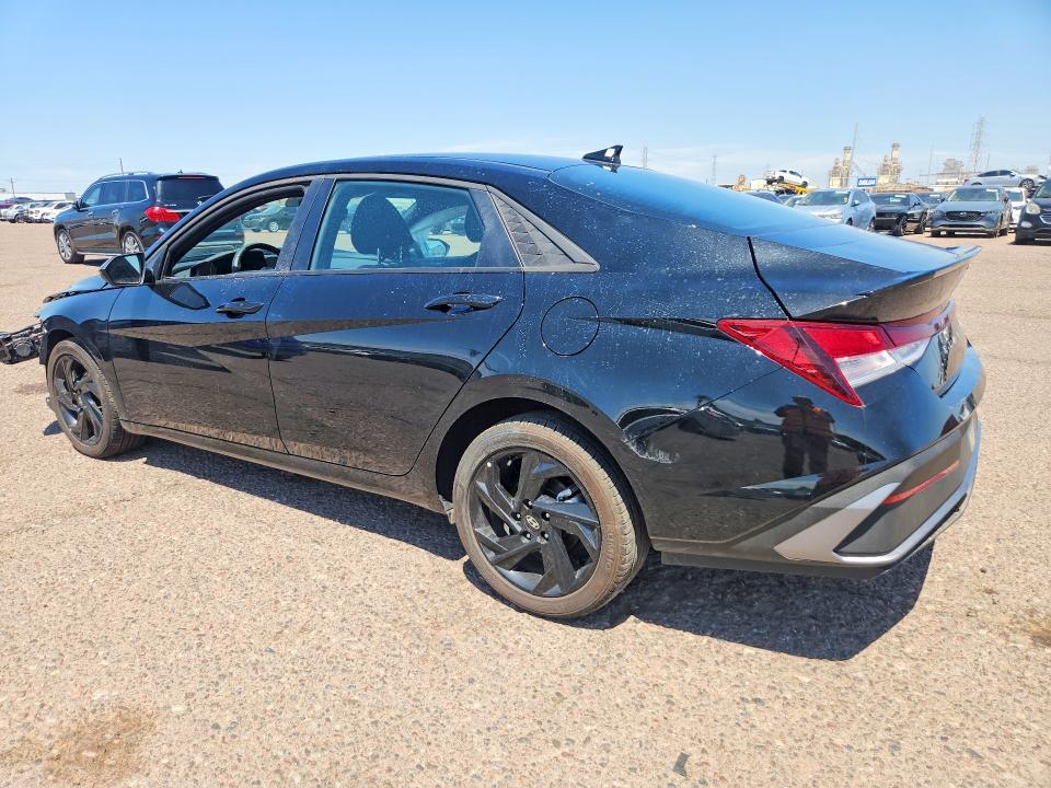 2026 HYUNDAI ELANTRA SEL SPORT — Фото 2 из 12
