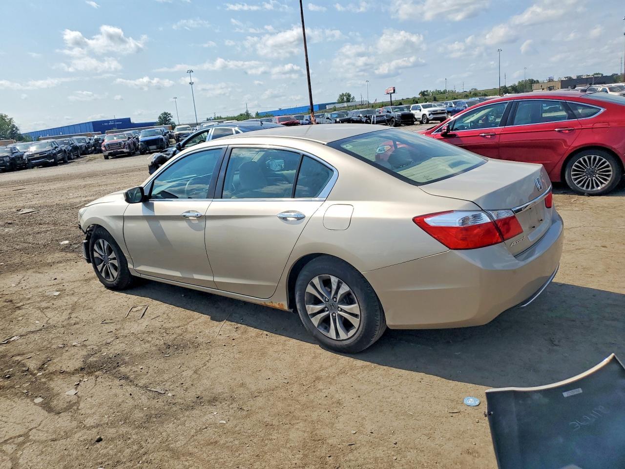 2014 HONDA ACCORD LX — Фото 2 из 13