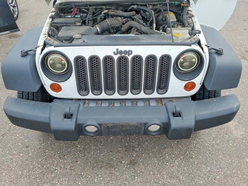 2011 JEEP WRANGLER SPORT — Фото 11 из 12