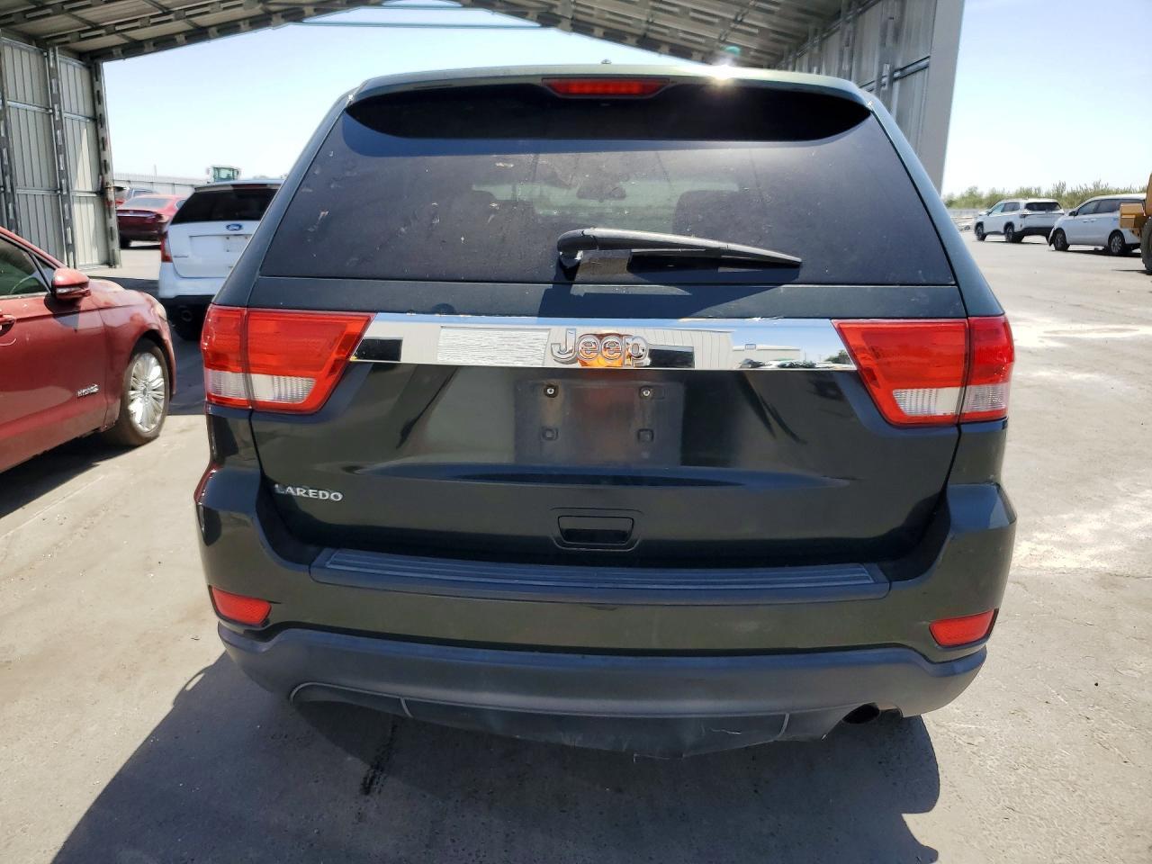2011 JEEP GRAND CHEROKEE LAREDO — Фото 6 из 13