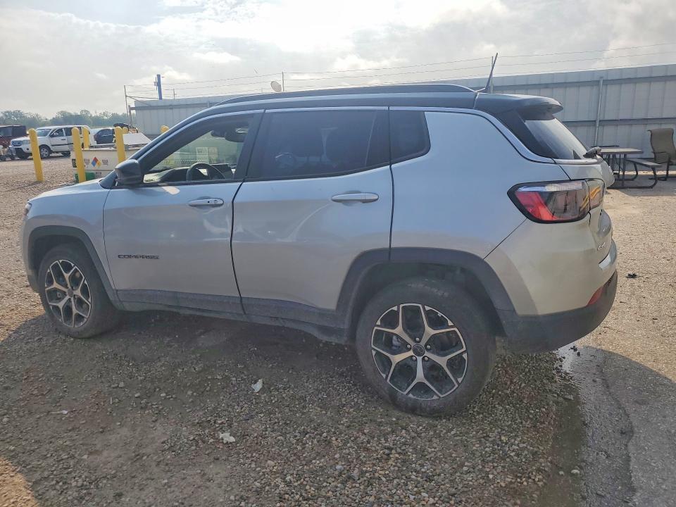 2026 JEEP COMPASS LIMITED — Фото 2 из 13
