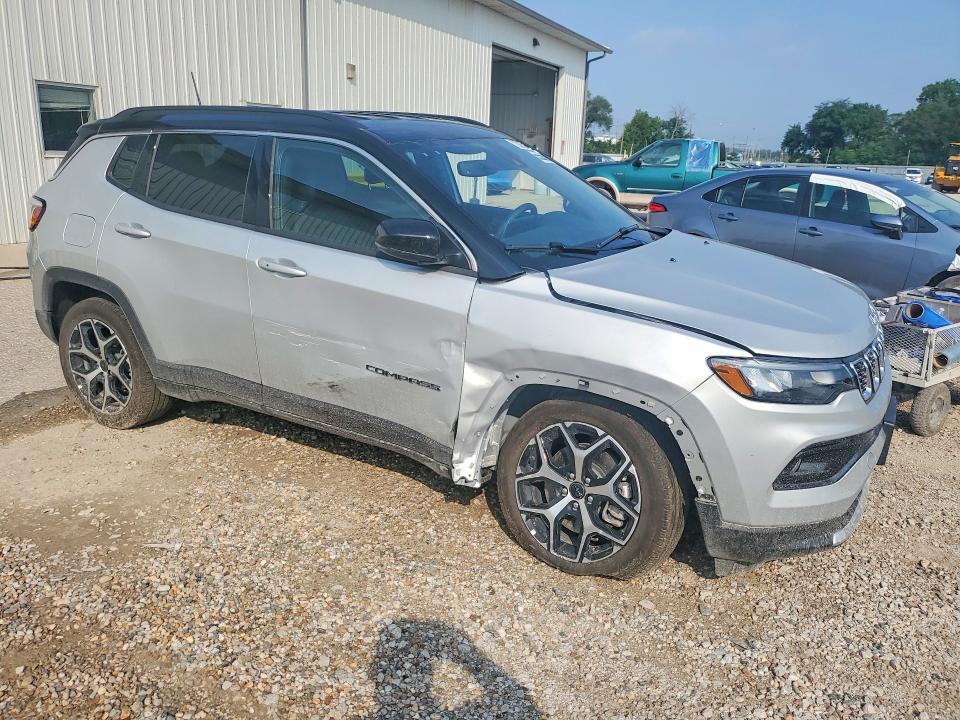 2026 JEEP COMPASS LIMITED — Фото 4 из 13