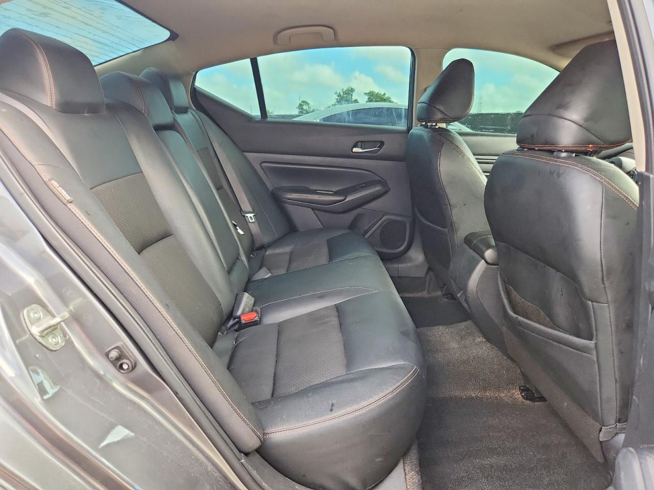 2019 NISSAN ALTIMA SR — Фото 10 из 12
