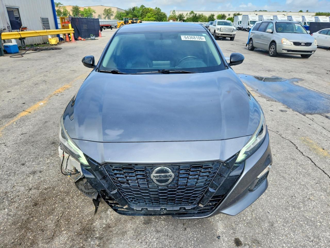 2019 NISSAN ALTIMA SR — Фото 5 из 12