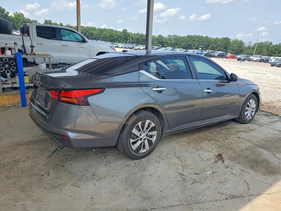 2019 NISSAN ALTIMA S — Фото 3 из 12