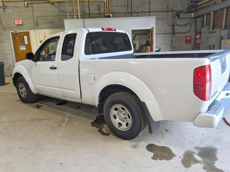 2019 NISSAN FRONTIER S — Фото 2 из 12