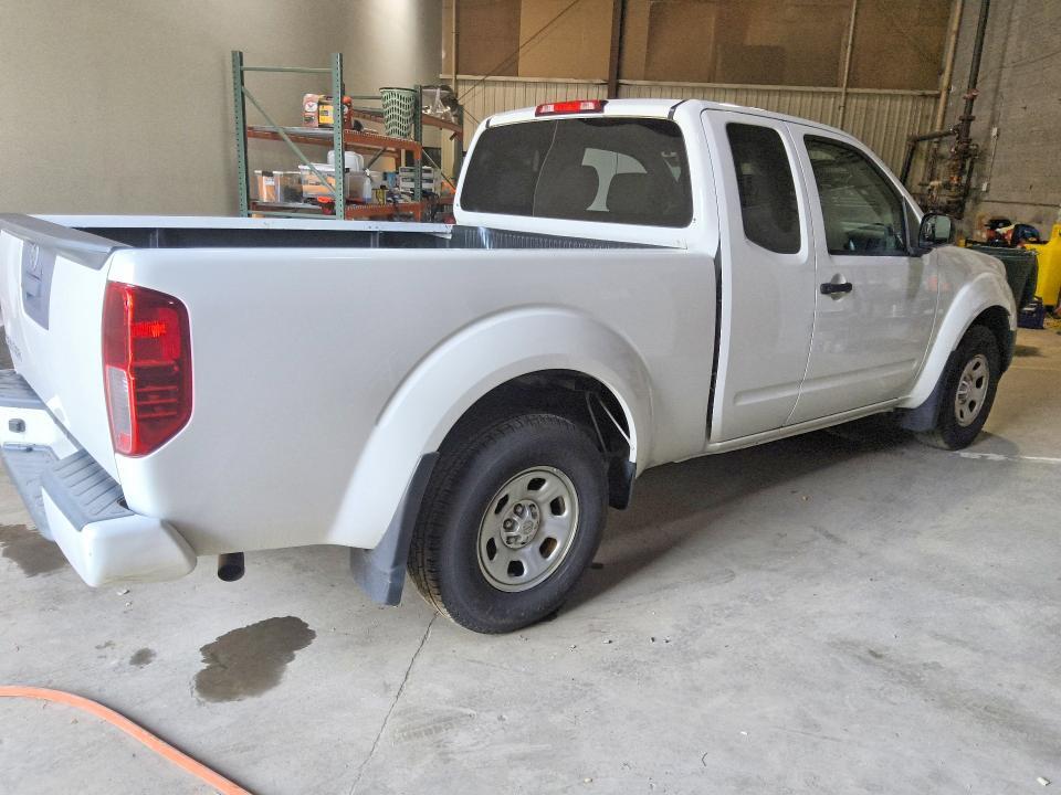 2019 NISSAN FRONTIER S — Фото 3 из 12