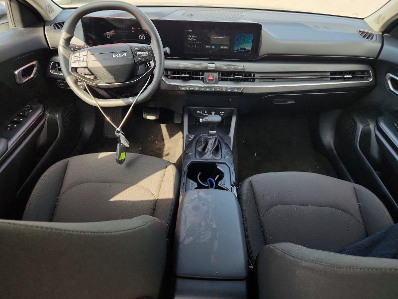 2026 KIA K4 LXS — Фото 8 из 12