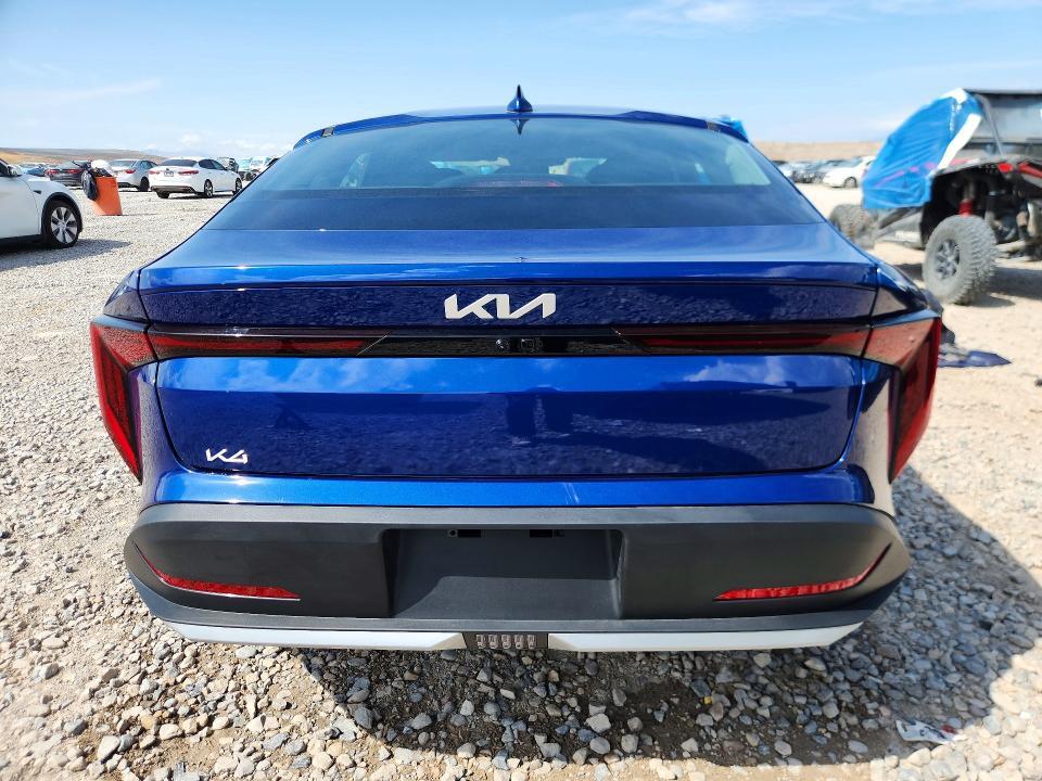2026 KIA K4 LXS — Фото 6 из 13