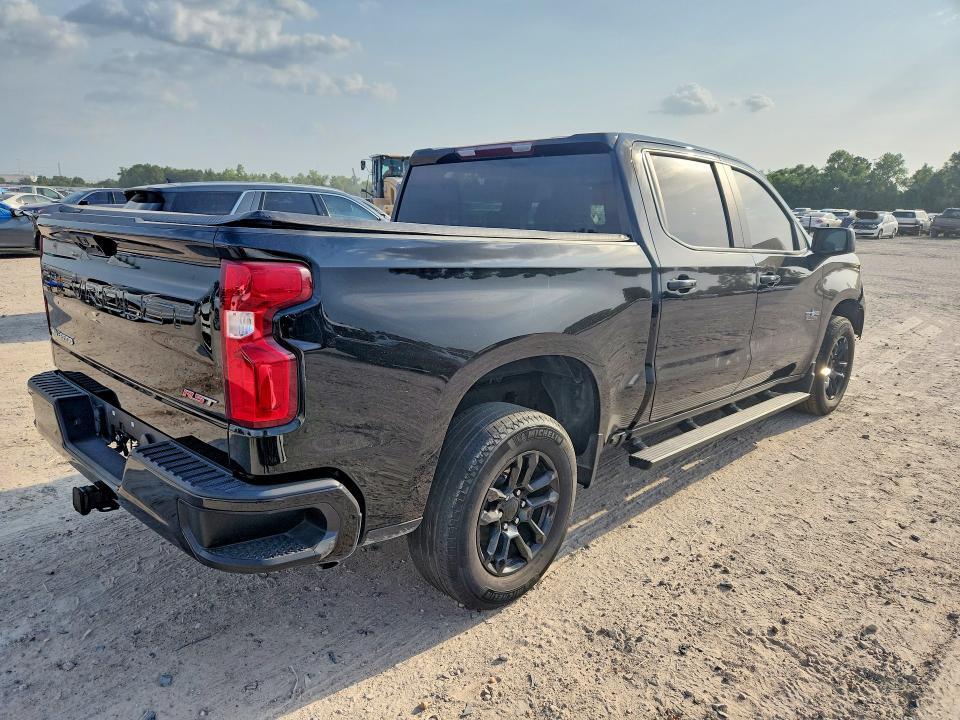 2024 CHEVROLET SILVERADO 1500 C1500 RST — Фото 3 из 12