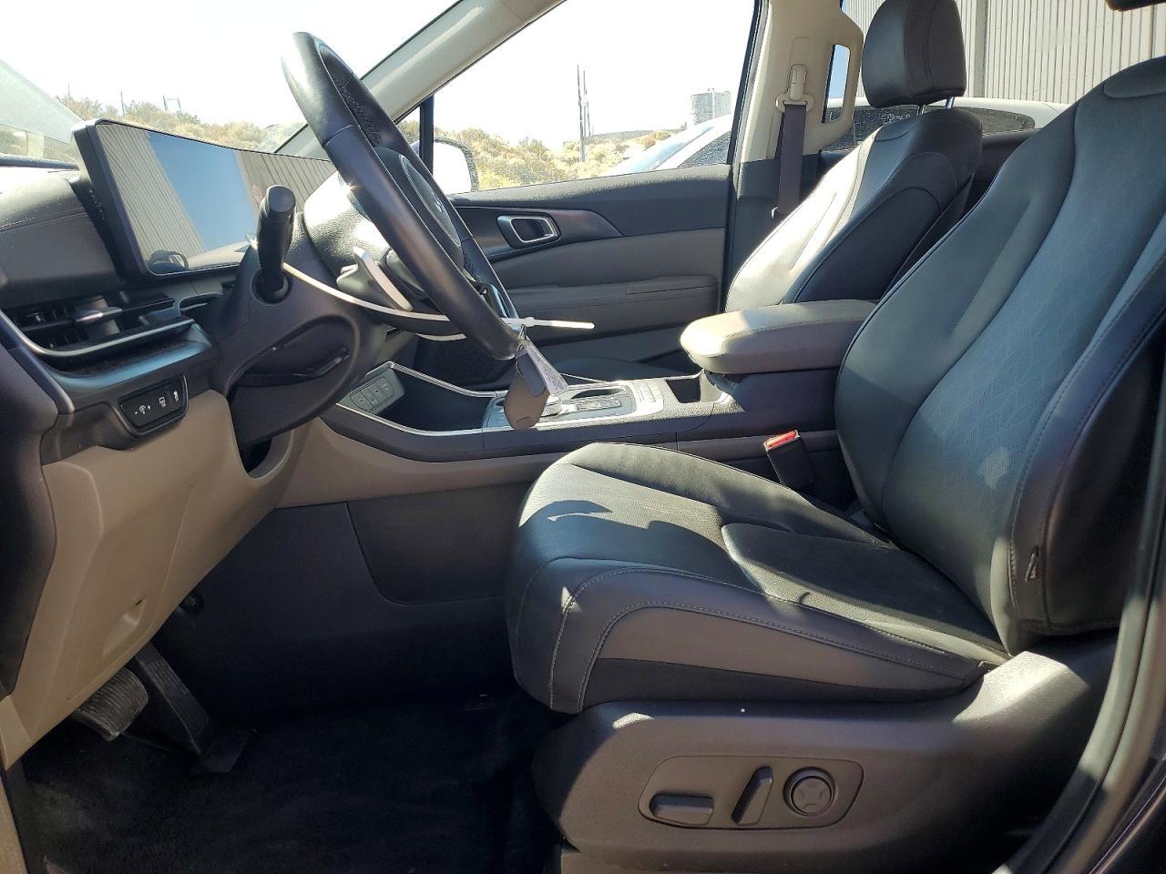 2026 KIA CARNIVAL LXS — Фото 7 из 14