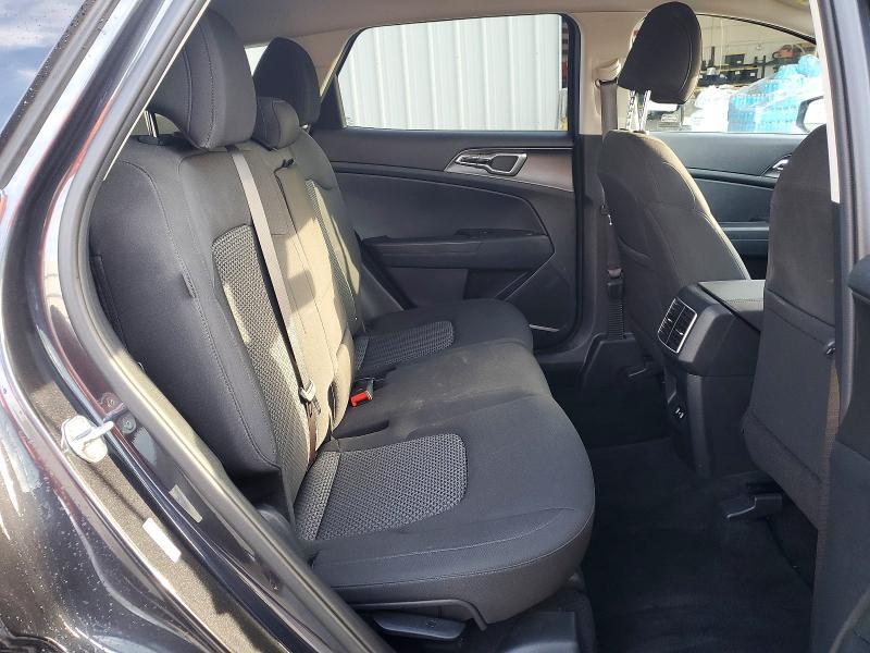 2026 KIA SPORTAGE LX — Фото 11 из 13