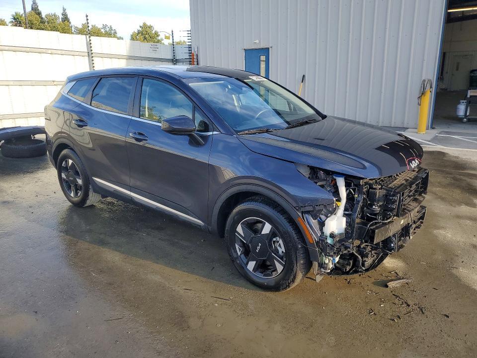 2026 KIA SPORTAGE LX — Фото 4 из 13