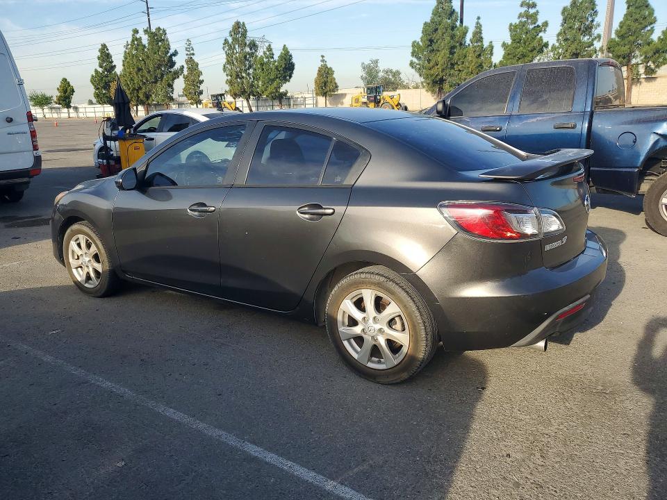 JM1BL1VG9B1487661 2011 MAZDA 3 photo no. 2