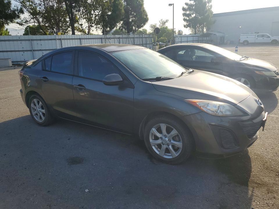 JM1BL1VG9B1487661 2011 MAZDA 3 photo no. 4