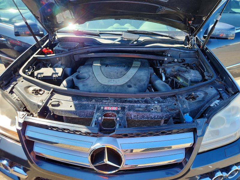 2011 MERCEDES-BENZ GL 450 4MATIC — Фото 12 из 13