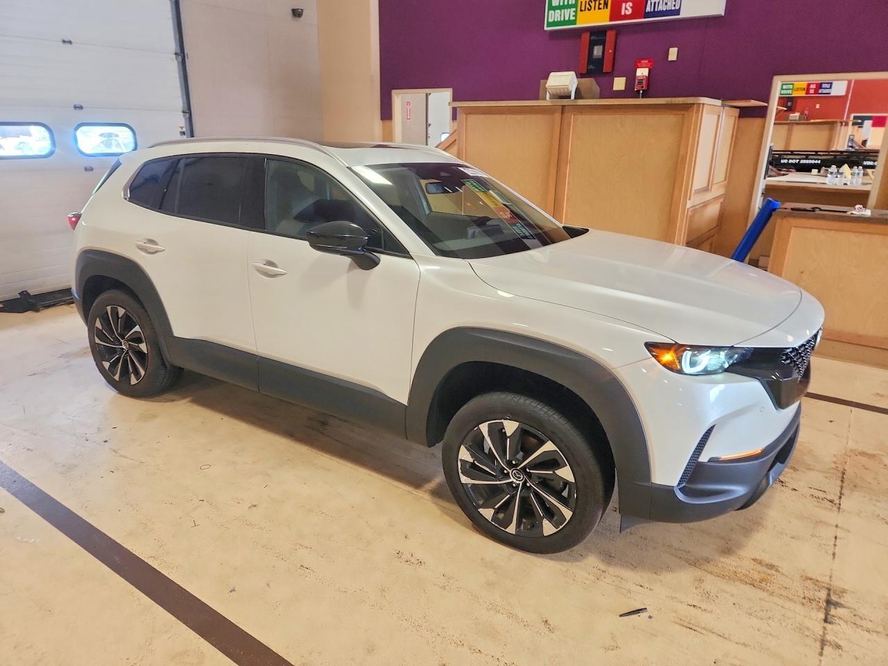 2026 MAZDA CX-50 PREMIUM PLUS — Фото 4 из 14