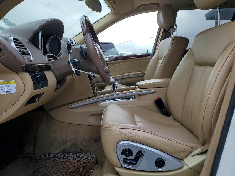 2011 MERCEDES-BENZ GL 450 4MATIC — Фото 7 из 13