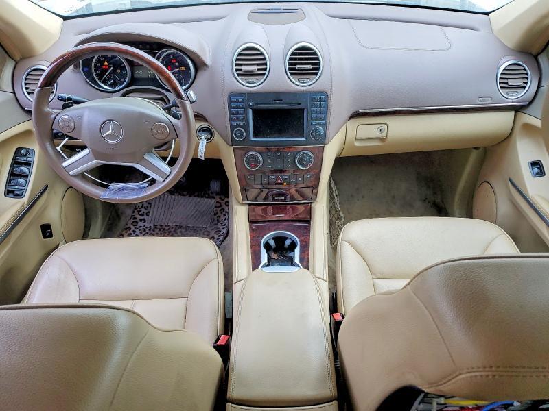 2011 MERCEDES-BENZ GL 450 4MATIC — Фото 8 из 13