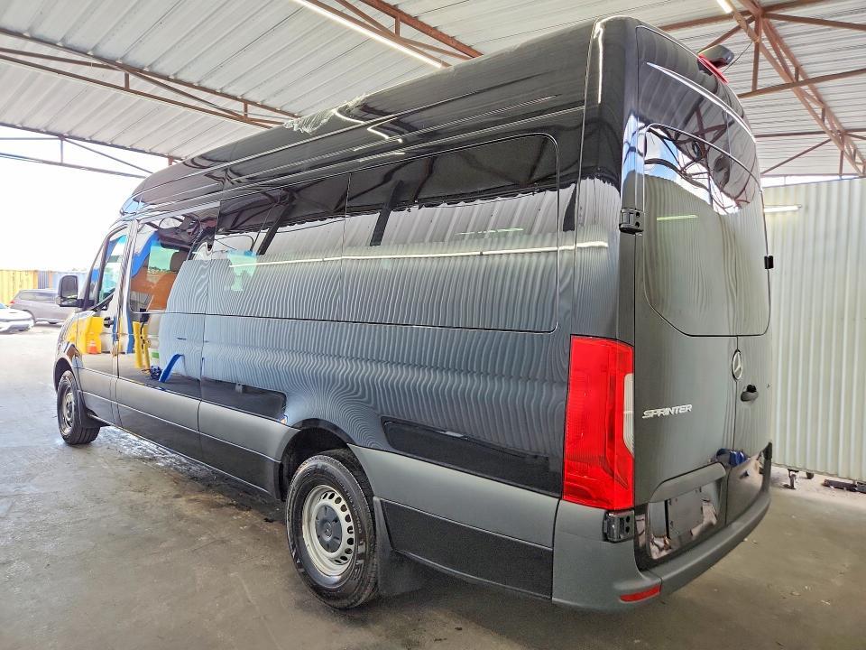 2026 MERCEDES-BENZ SPRINTER 2500 — Фото 2 из 14