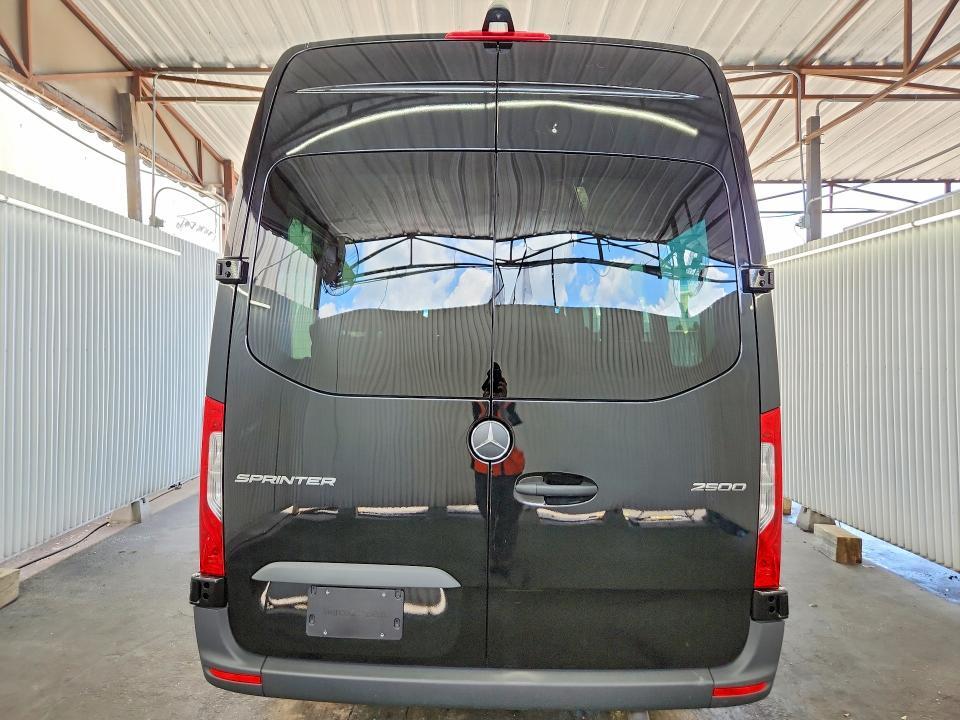 2026 MERCEDES-BENZ SPRINTER 2500 — Фото 6 из 14