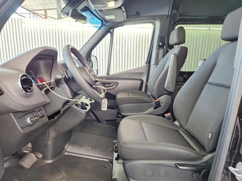 2026 MERCEDES-BENZ SPRINTER 2500 — Фото 7 из 14