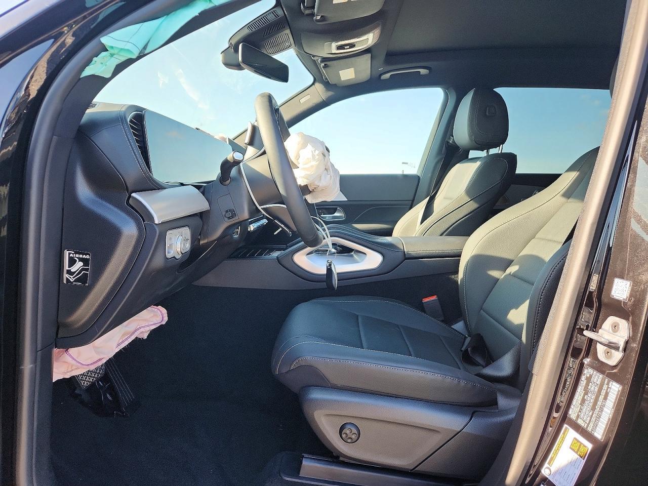 2026 MERCEDES-BENZ GLS 450 4MATIC — Фото 7 из 14