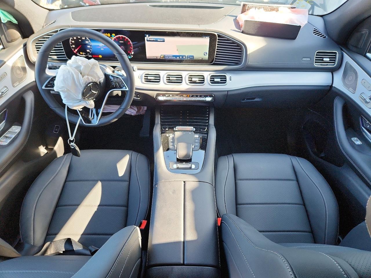 2026 MERCEDES-BENZ GLS 450 4MATIC — Фото 8 из 14