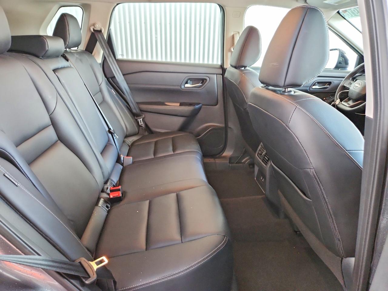 2026 NISSAN ROGUE SL — Фото 11 из 13