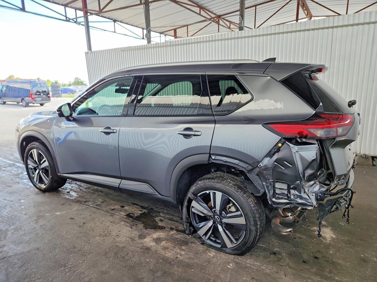 2026 NISSAN ROGUE SL — Фото 2 из 13