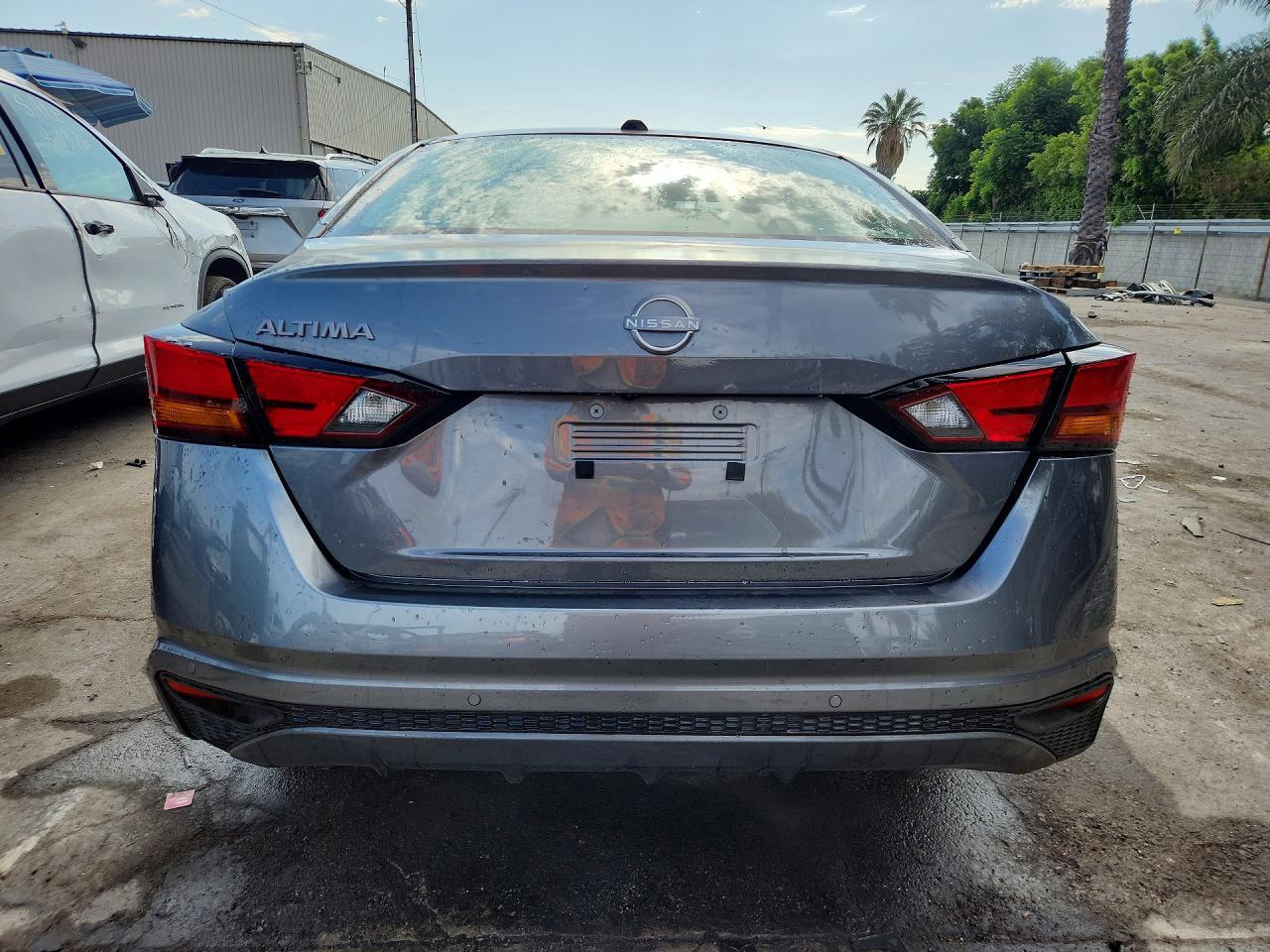 2026 NISSAN ALTIMA SV — Фото 6 из 12