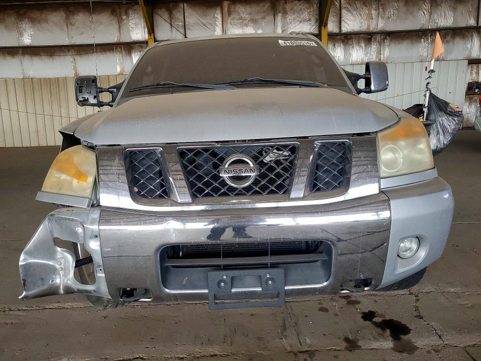 2011 NISSAN TITAN SV — Фото 5 из 14