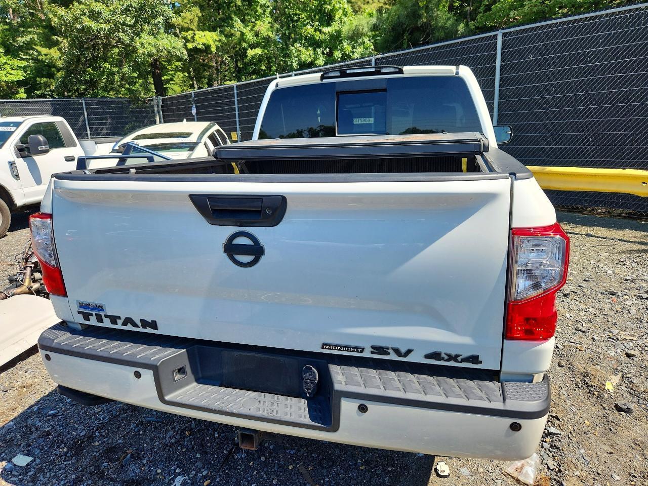 2019 NISSAN TITAN SV — Фото 6 из 12
