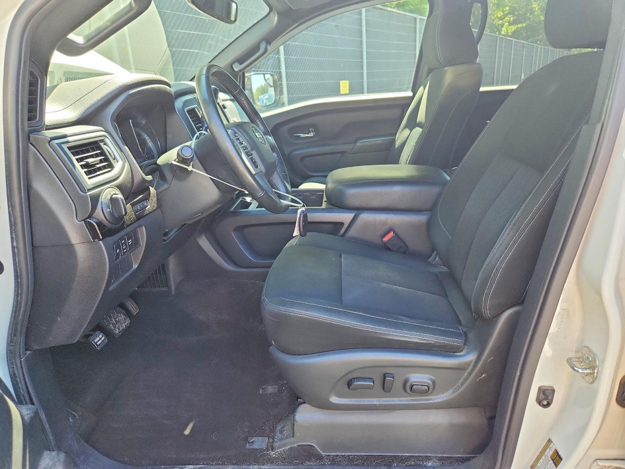 2019 NISSAN TITAN SV — Фото 7 из 12