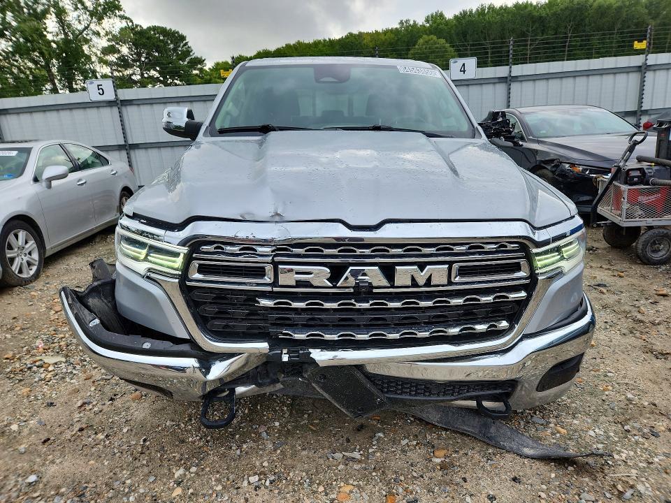 2026 RAM 1500 LIMITED — Фото 5 из 13