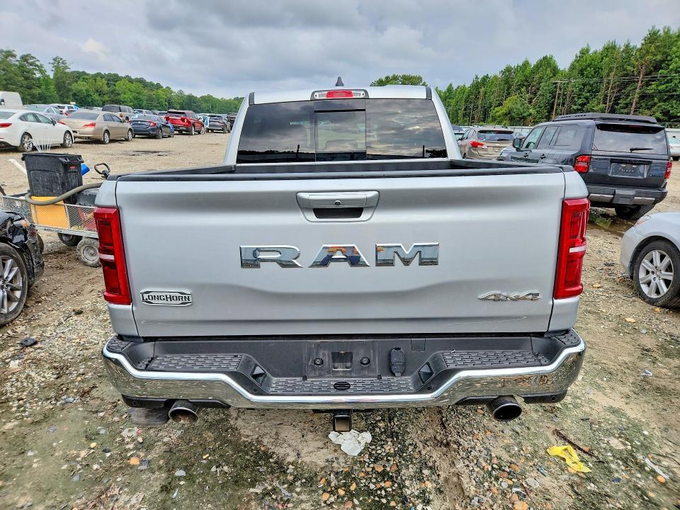 2026 RAM 1500 LIMITED — Фото 6 из 13