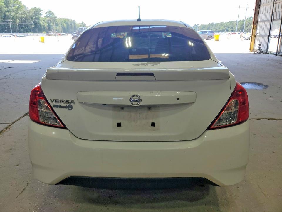 2019 NISSAN VERSA S PLUS — Фото 6 из 12