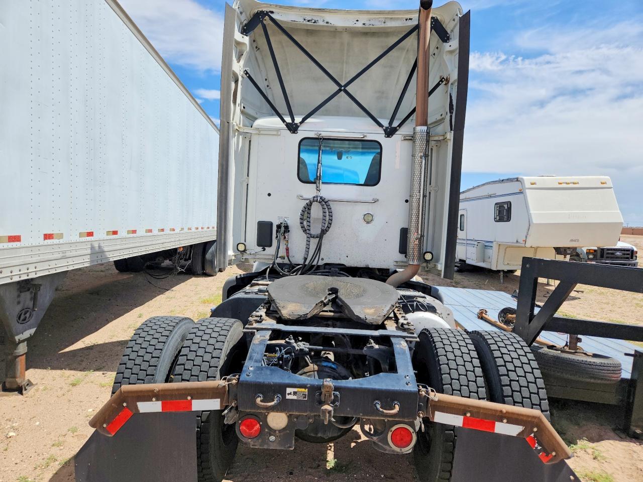 2019 PETERBILT 579 SEMI TRUCK — Фото 6 из 12