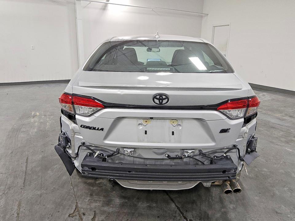 2026 TOYOTA COROLLA SE — Фото 6 из 13