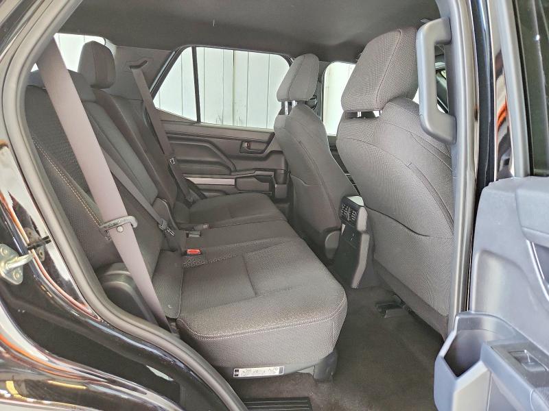2026 TOYOTA 4RUNNER SR5 — Фото 11 из 14