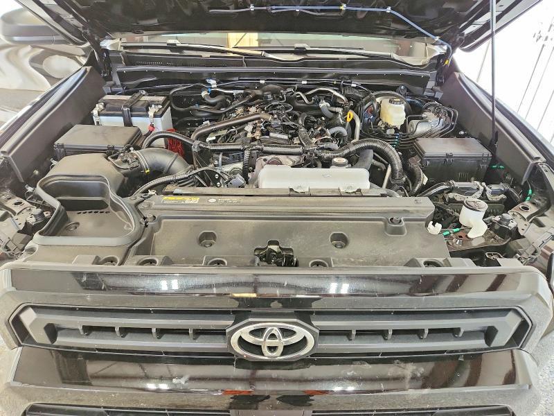 2026 TOYOTA 4RUNNER SR5 — Фото 12 из 14